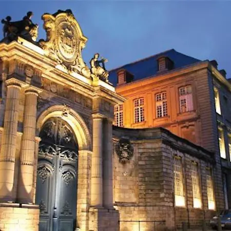 Arras Piscine Et Willa Henin-sur-Cojeul