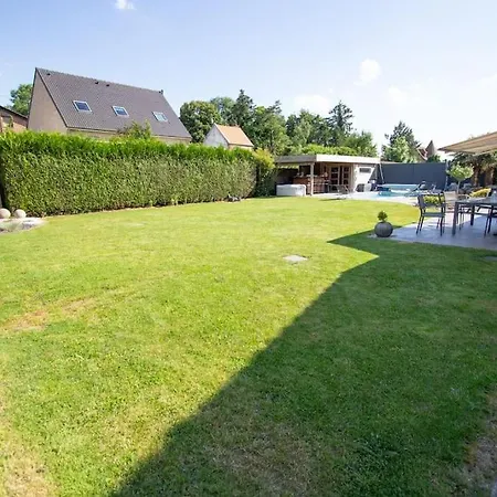 Arras Piscine Et Villa